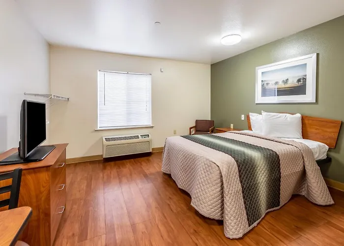 Motel Hometowne By Red Roof Columbus