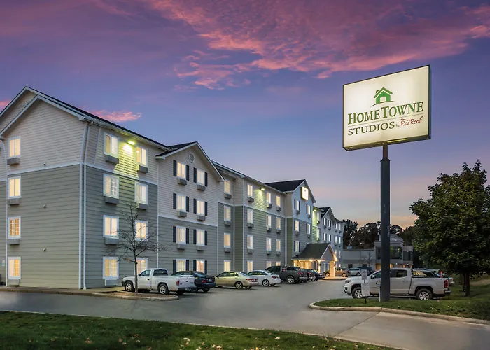 Motel Hometowne By Red Roof Columbus